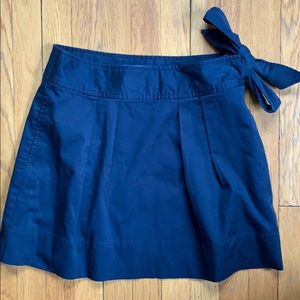 Vineyard Vines navy skirt (with or without bow!)